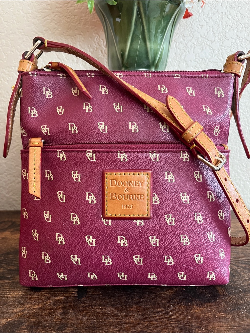 Dooney & Bourke messenger bag